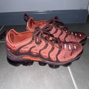 Vapor Max Plus